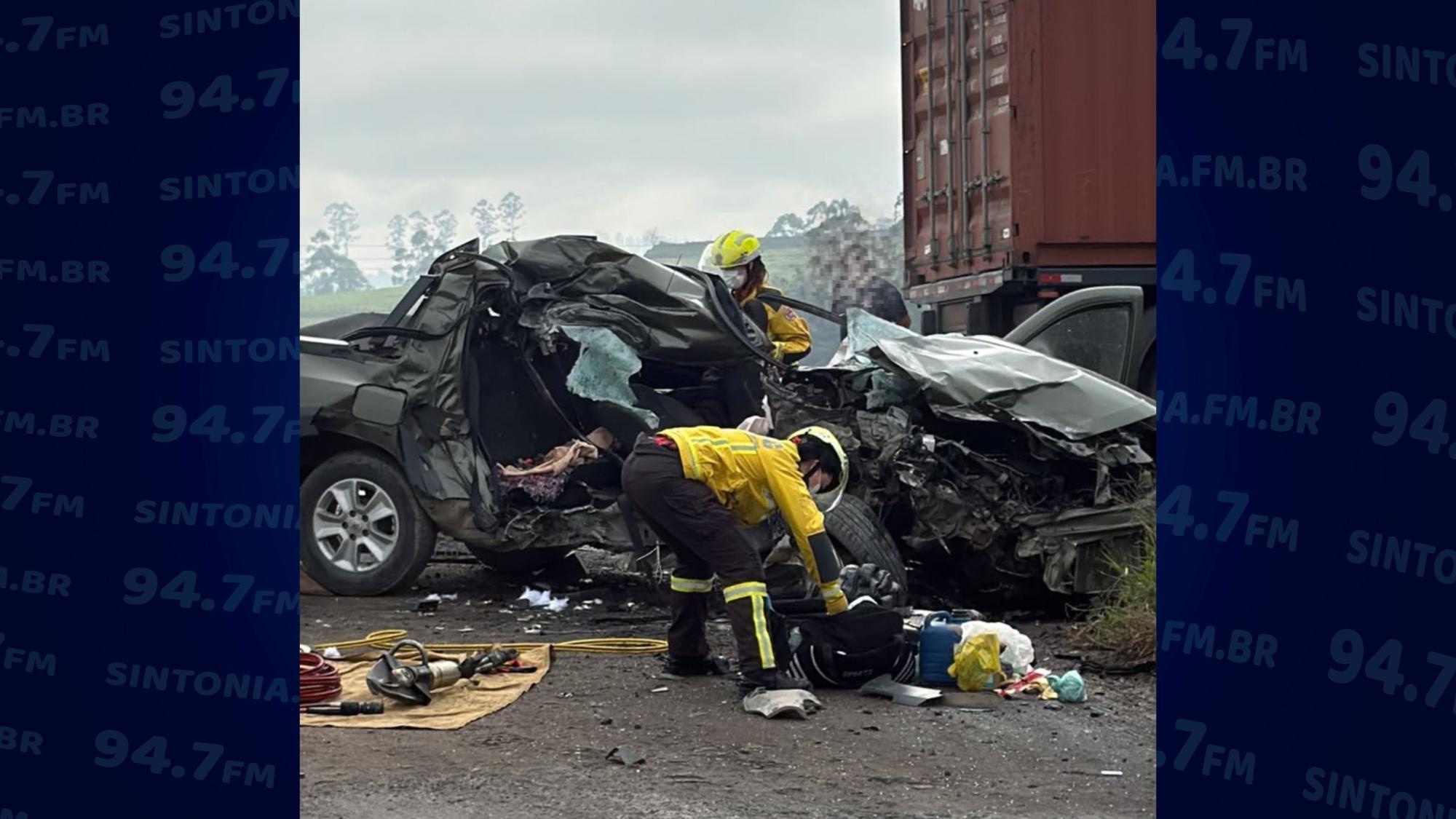 Acidente com duas mortes interdita a BR-470 em Pouso Redondo
