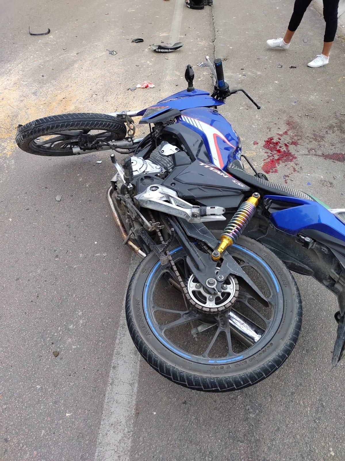 Acidente entre moto e caminhão em Ituporanga