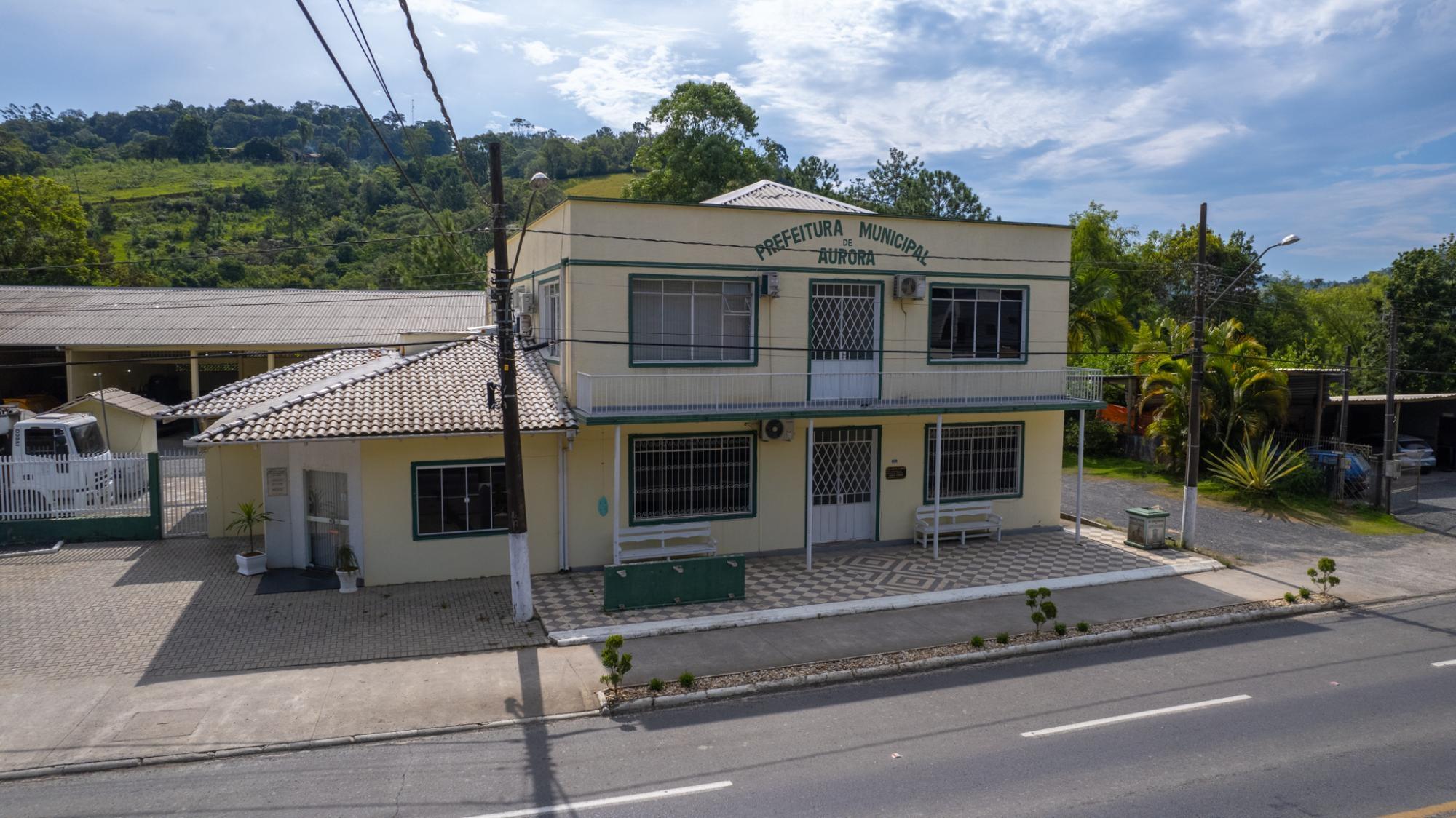 Administração de Aurora apresenta avanços na educação e cumpre agenda em Brasília