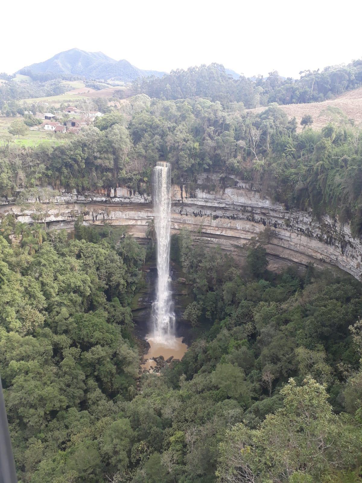 Administração de Chapadão do Lageado assegura junto ao governo do Estado, recursos para infraestrutura do mirante do Rio Saltinho