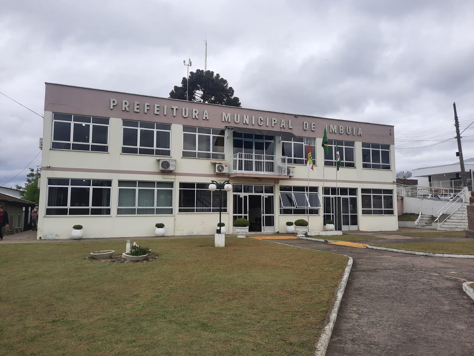 Administração de Imbuia apresenta projeto de feira multissetorial e anuncia novo ônibus escolar