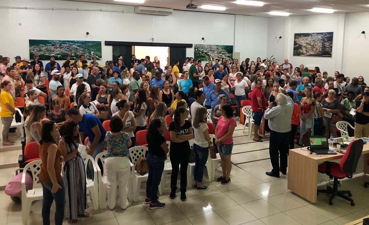 Administração de Ituporanga capacita servidores para melhorar atendimento à população