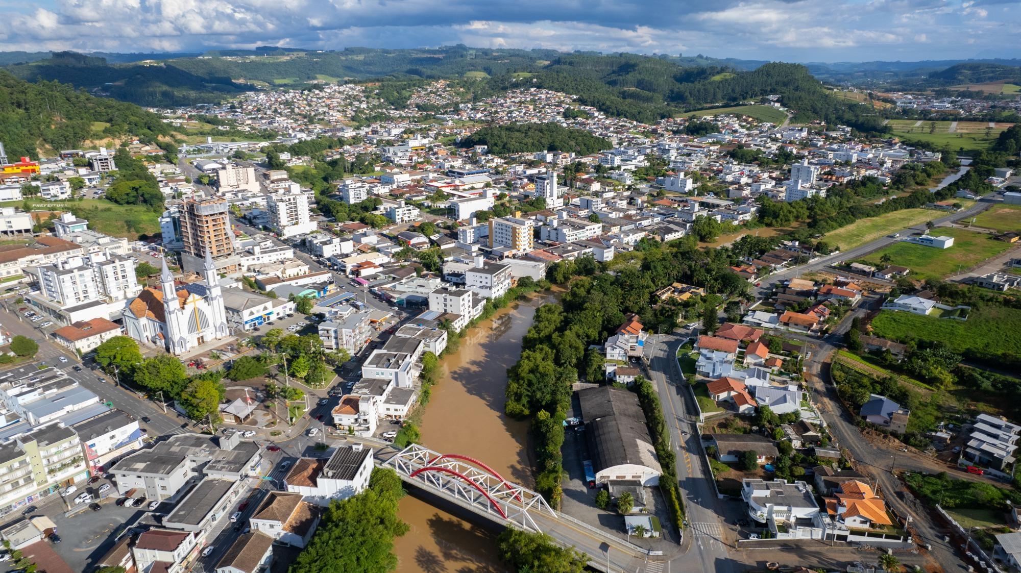 Administração de Ituporanga esclarece sobre estacionamento em frente ao Procon, Junta Militar e Setor de Identidade