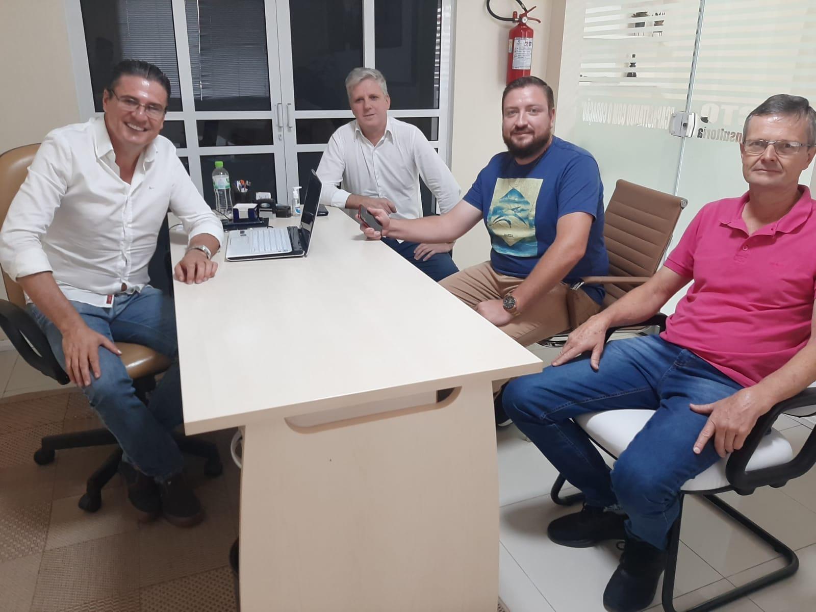 Administração de Petrolândia auxilia a cadastrar empresas no CADASTUR