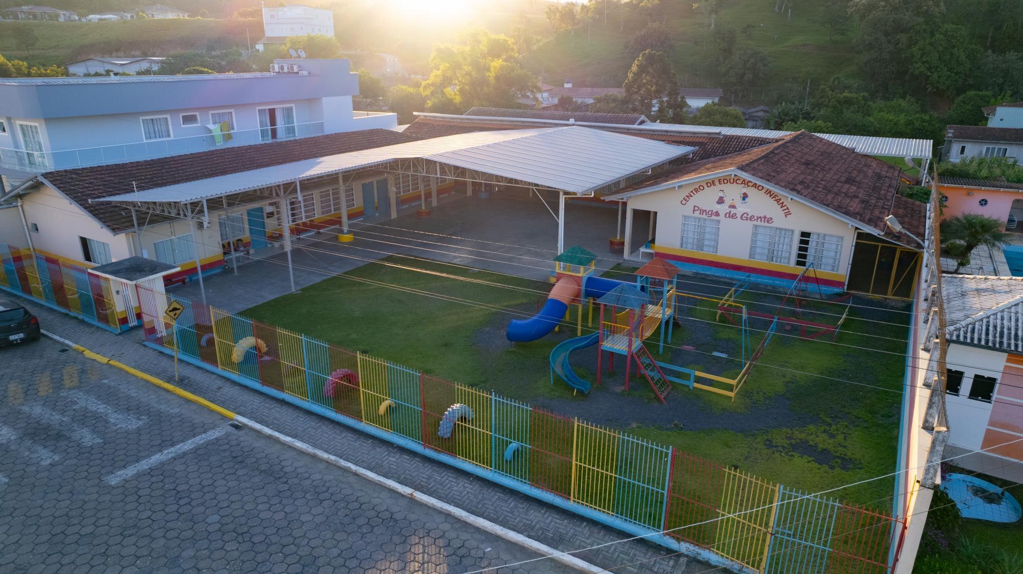 Administração de Petrolândia segue com projetos de segurança nas escolas