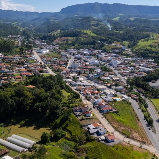 Administração de Petrolândia vai cobrar em Florianópolis melhorias na SC-110