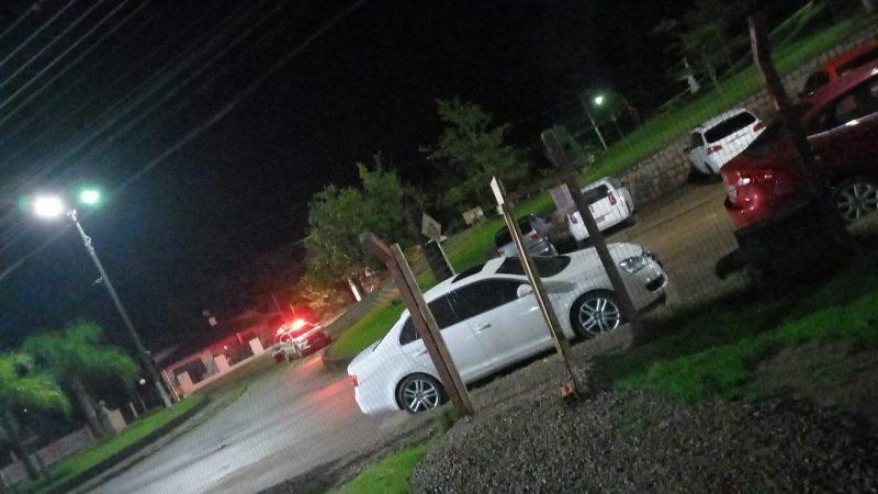 Adolescente é morto a tiros após ameaças com faca em frente ao IFC de Ibirama