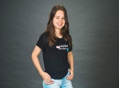 Adolescente está desaparecida após fugir de casa em Aurora