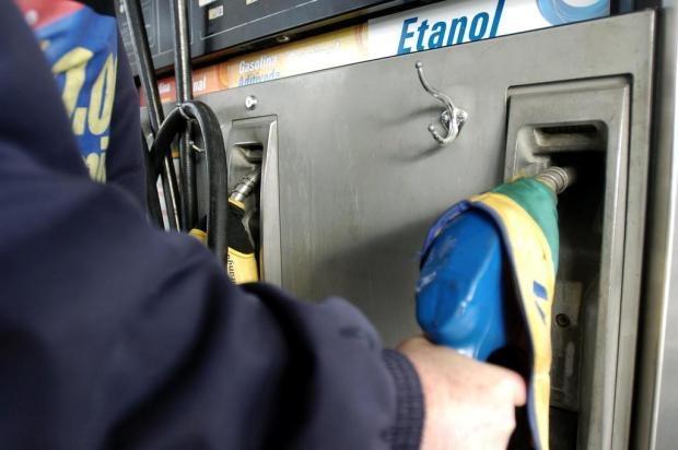 Gasolina terá mistura de 27% de etanol a partir do dia 16 