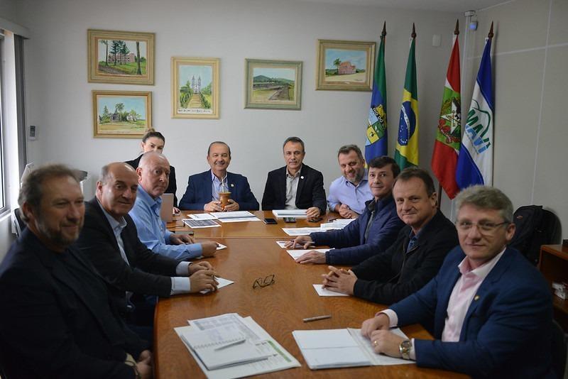 Agrolândia recebe sinalização de recursos no valor de R$ 2 milhões do governo do estado