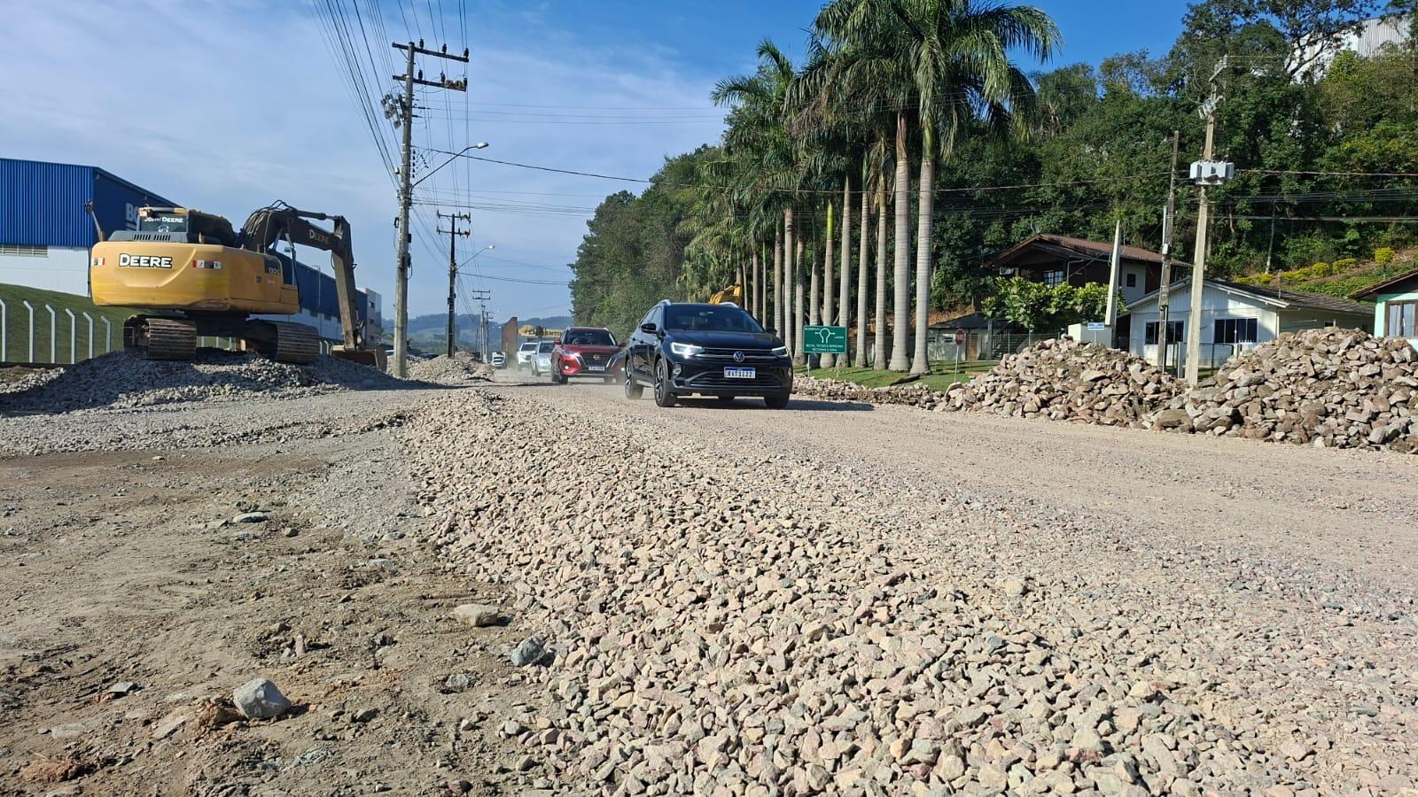 Alto Vale recebe novas sobrelevações e governo deve entregar projeto do contorno viário de Rio do Sul até o fim de agosto