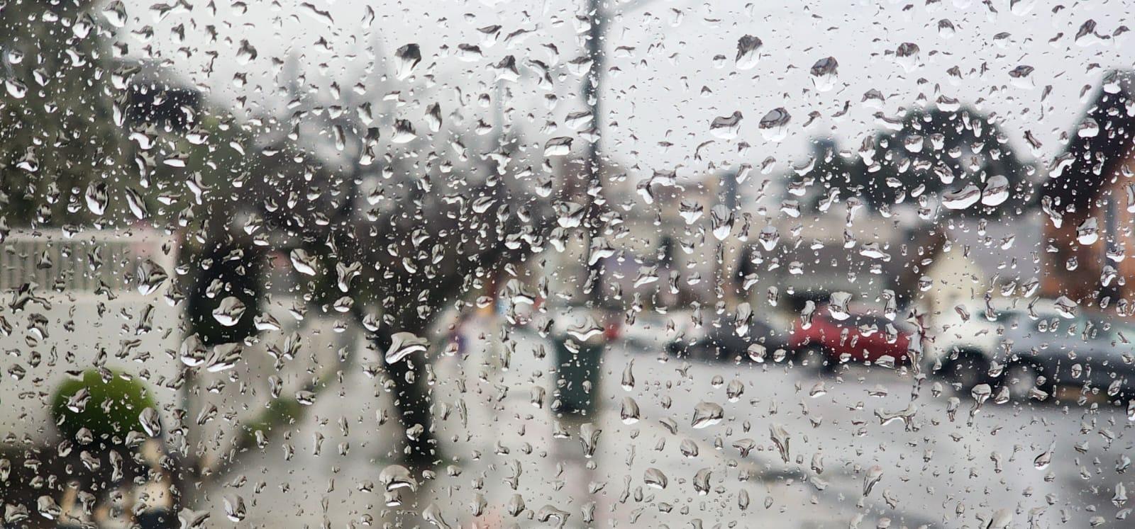 Alto Vale segue em alerta para chuva forte nesta segunda-feira (31)