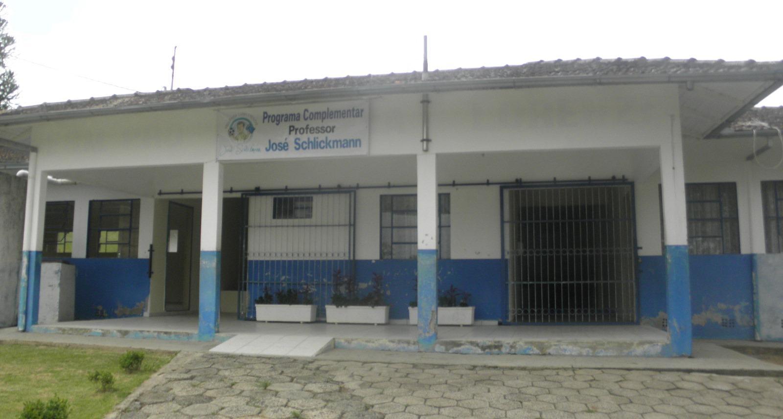 Antigo prédio da Escola Umbelina Lorenzi em Imbuia vai receber melhorias