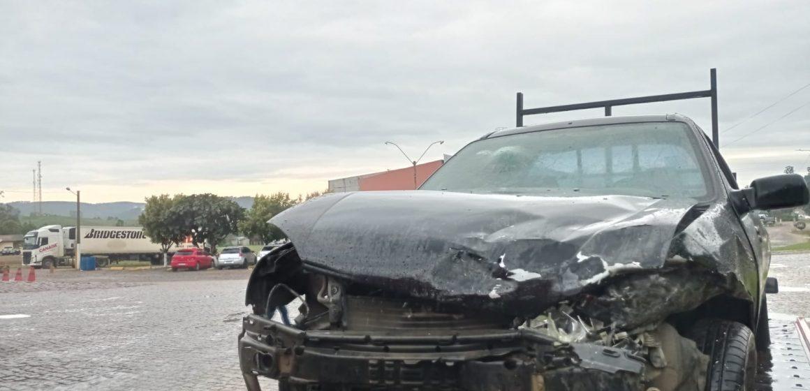 Após se envolver em acidente na BR-470, homem embriagado é preso  