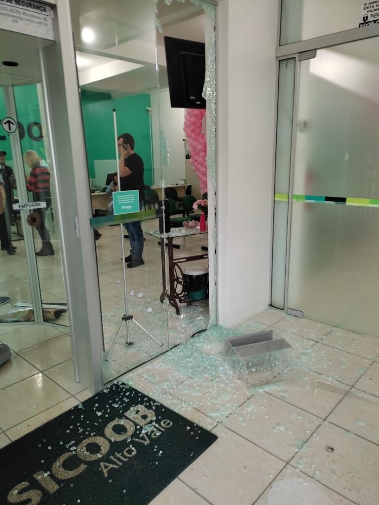 Assalto a mão armada é registrado na Agência do Sicoob em José Boiteux