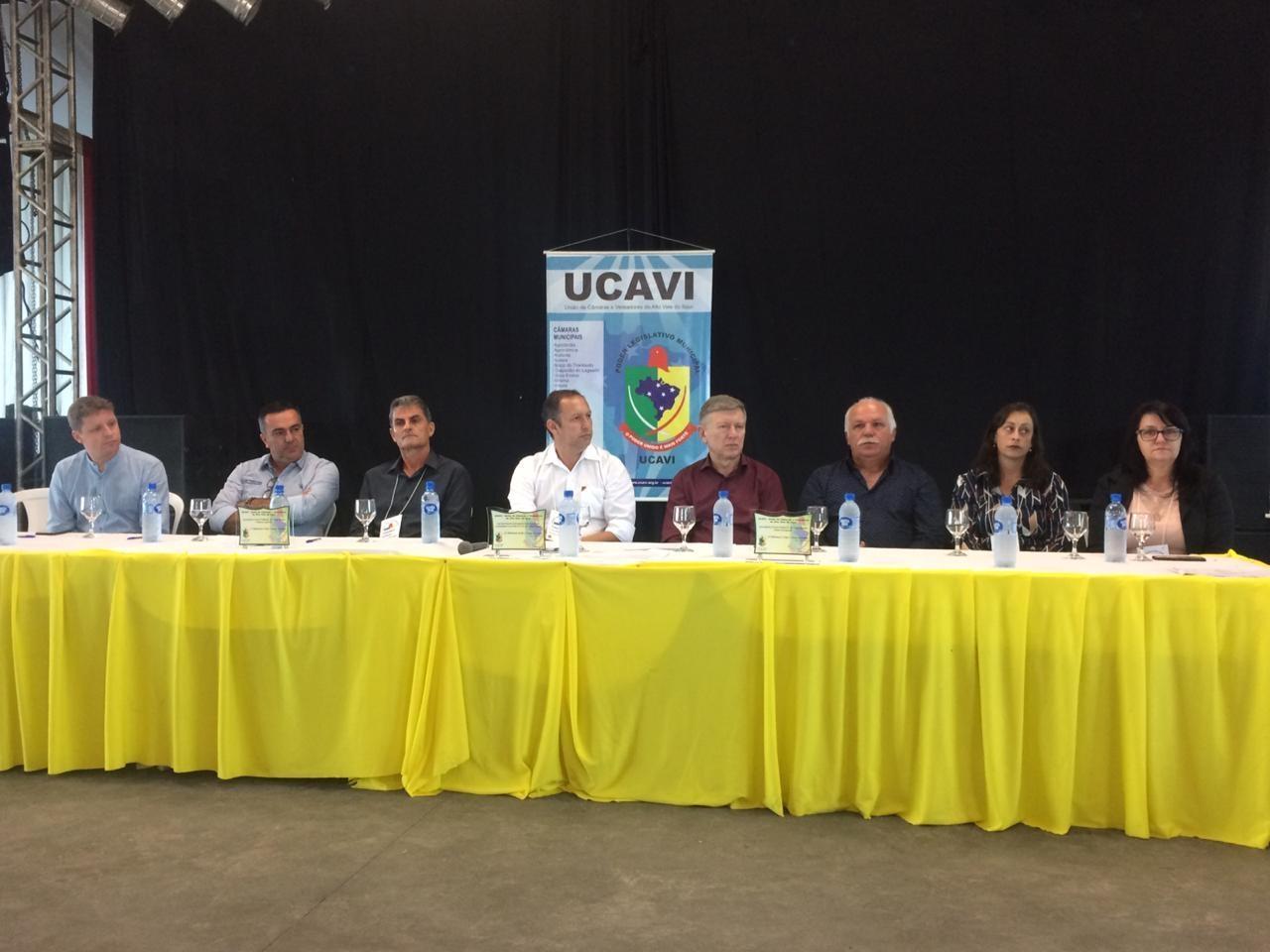 Assembleia da Ucavi é realizada durante a Doce Festa em Vidal Ramos; Festa segue até domingo