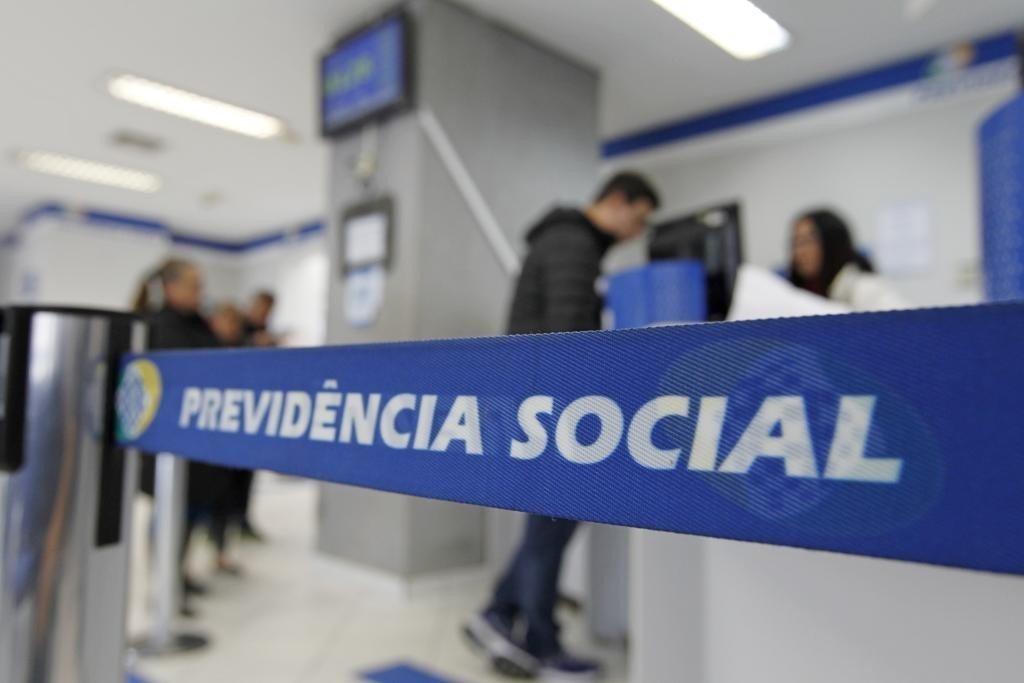 Assistência Social de Petrolândia orienta donas de casa do município a contribuírem de forma autônoma com o INSS
