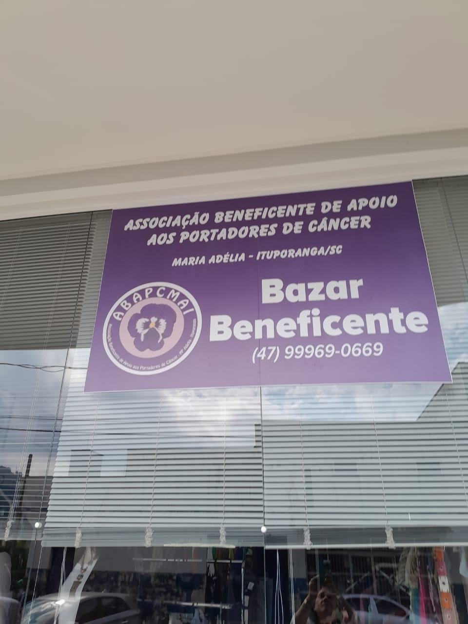 Associação do Câncer de Ituporanga promove liquidação no brechó