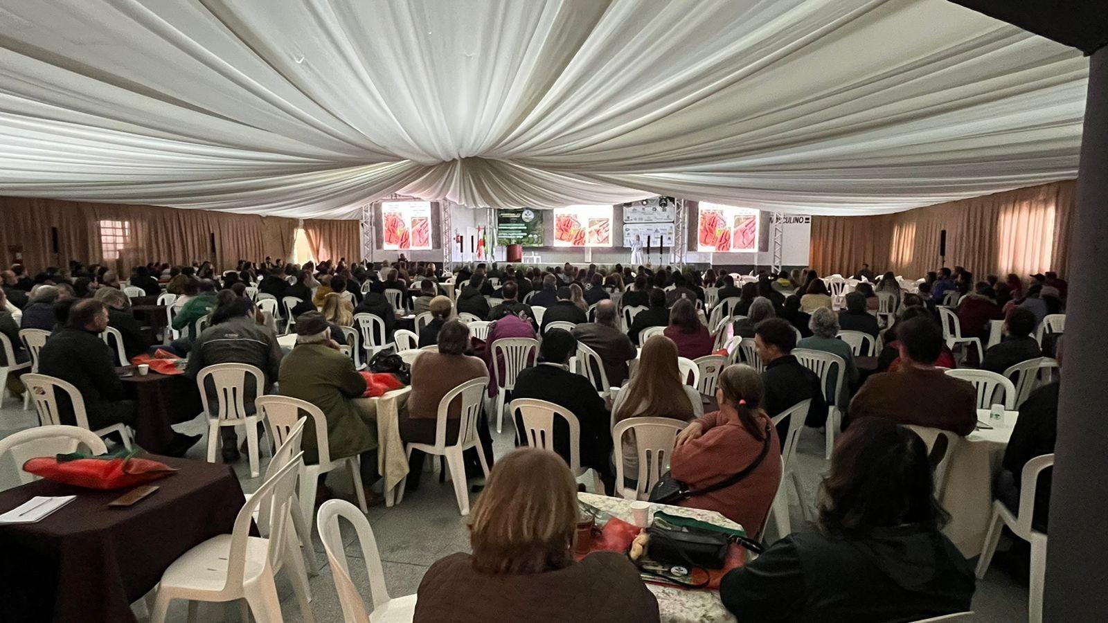 Atalanta sedia importante evento de capacitação dos agricultores