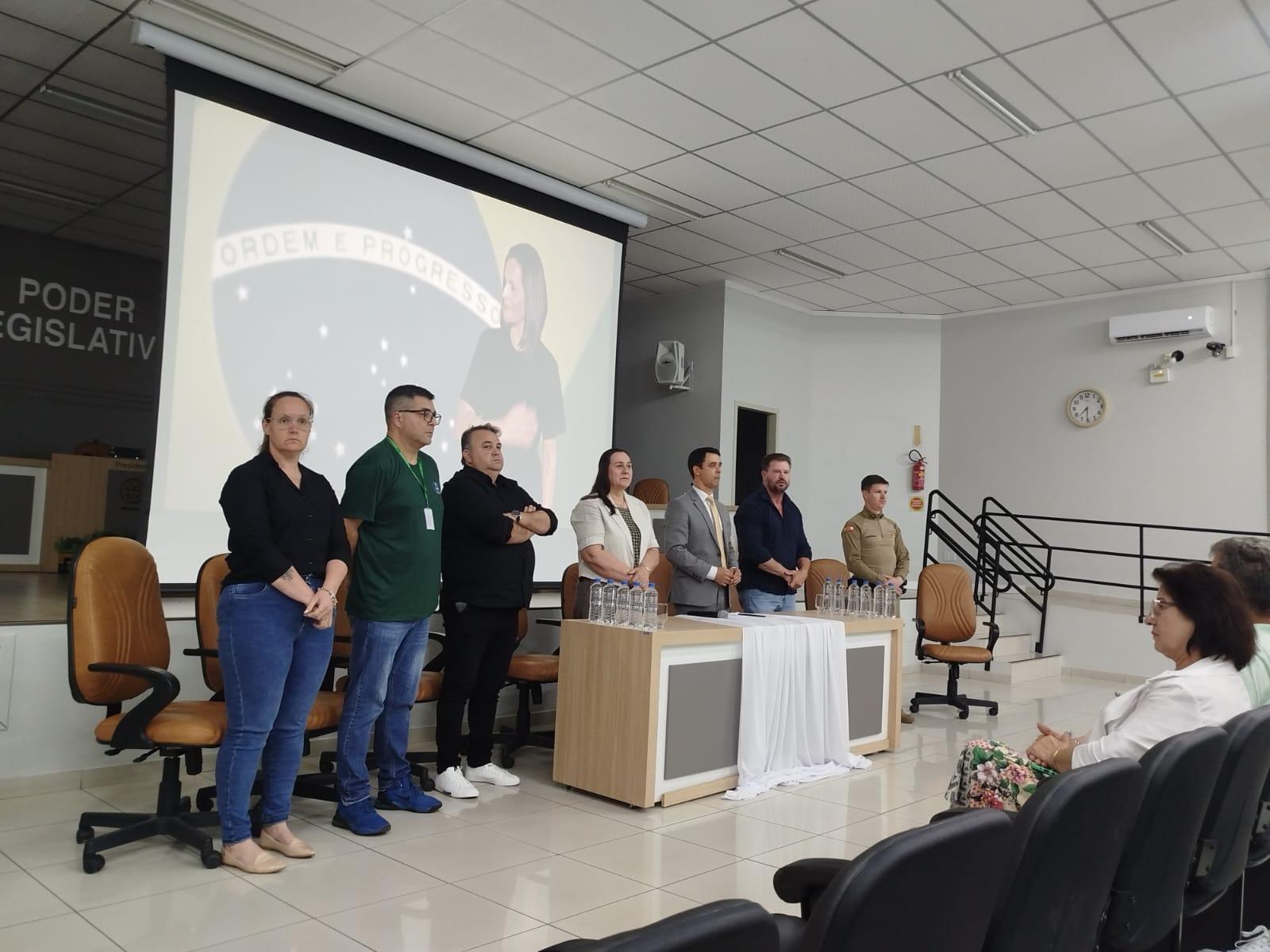 Audiência Pública aprova a implantação de Escola Cívico-Militar em Ituporanga