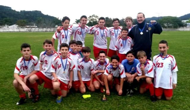 Escola Mont’Alverne representará Ituporanga na fase microrregional do Moleque Bom de Bola