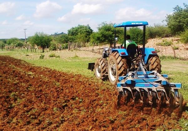 Imbuia inicia cadastro para beneficiar agricultores com calcário
