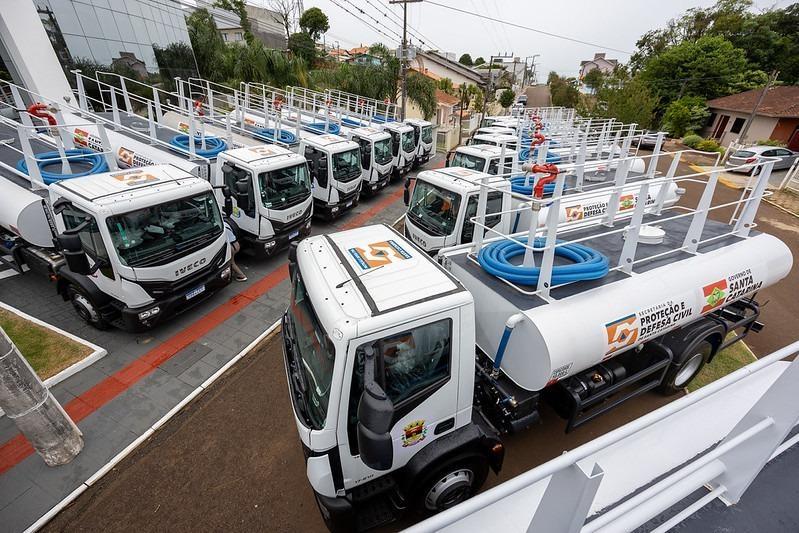 Bom Retiro garante caminhão-pipa; programa Leite Bom SC oferece crédito a produtores