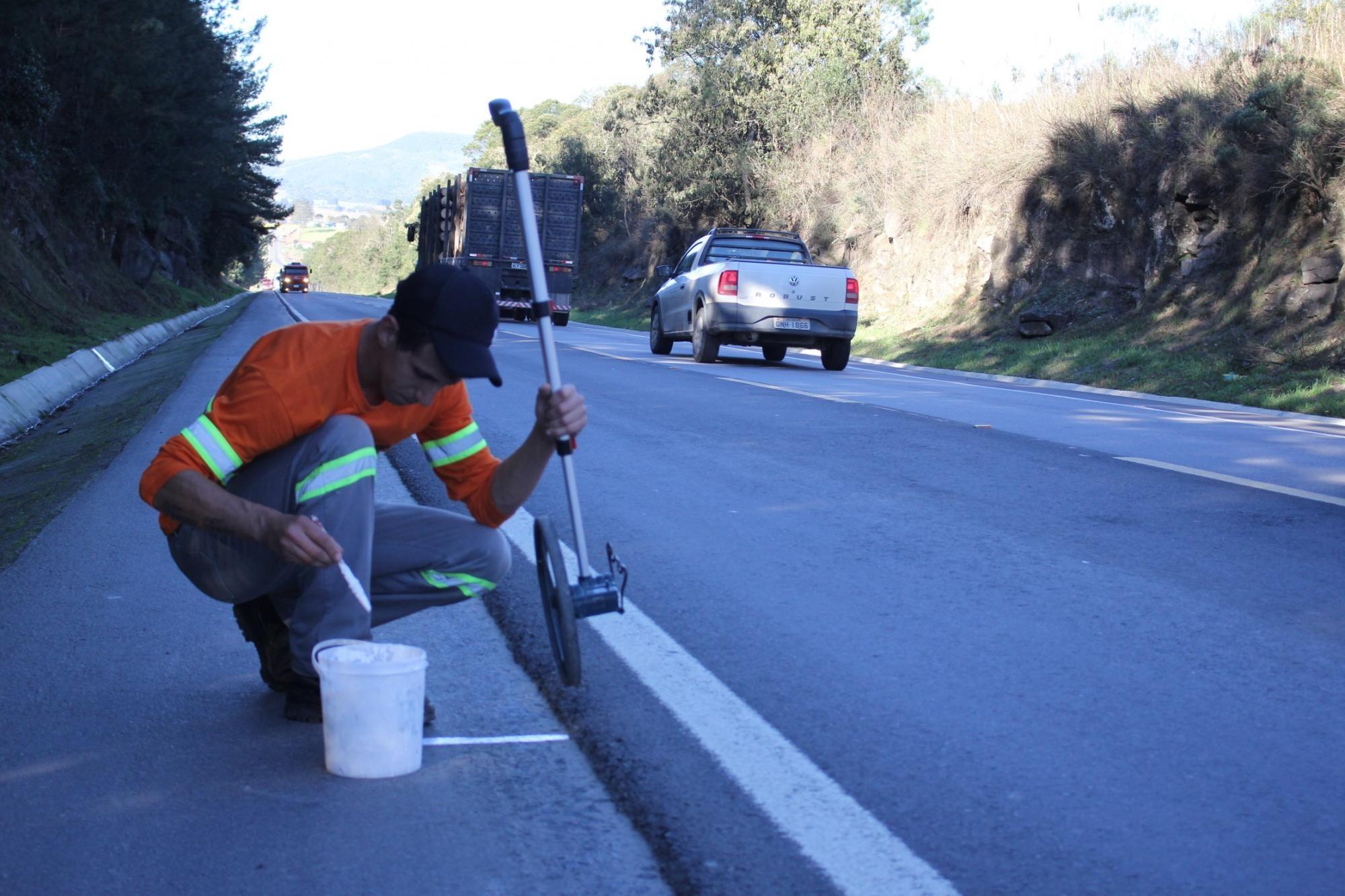 BR-282: Pintura da pista terá que ser refeita entre Alfredo Wagner e Lages 