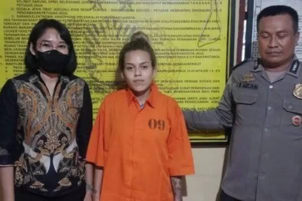 Brasileira presa com droga na Indonésia escapa da pena de morte