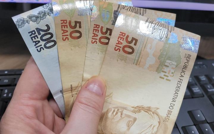 Caixa Econômica Federal vai pagar lote extra de R$ 4 bilhões do abono salarial