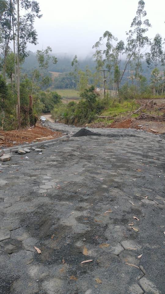 Calçamento da Serra do Chapadão Nova Itália deve ser inaugurado ainda nesta semana