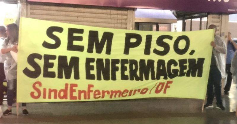 Câmara adia decisão sobre recursos para piso da enfermagem