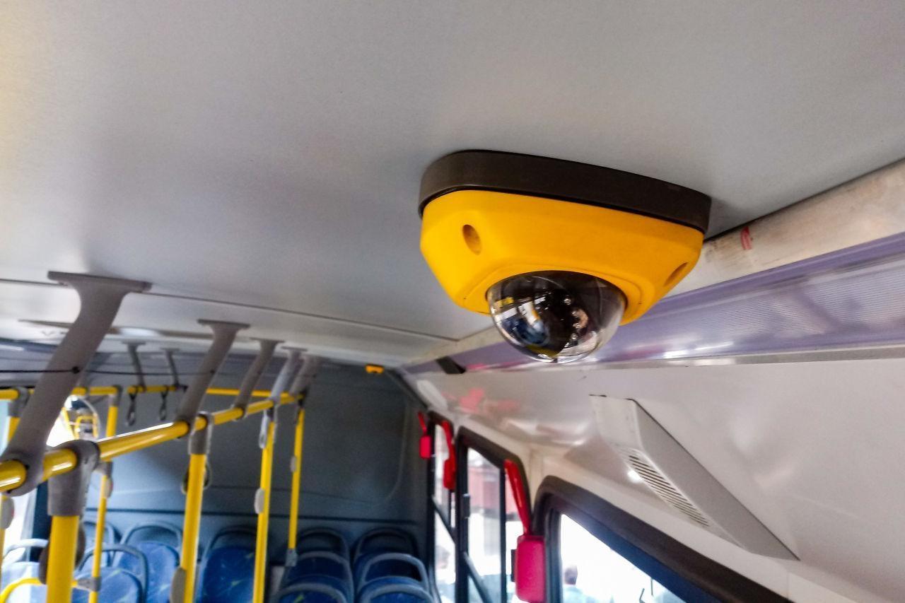 Câmara aprova câmeras obrigatórias no transporte escolar