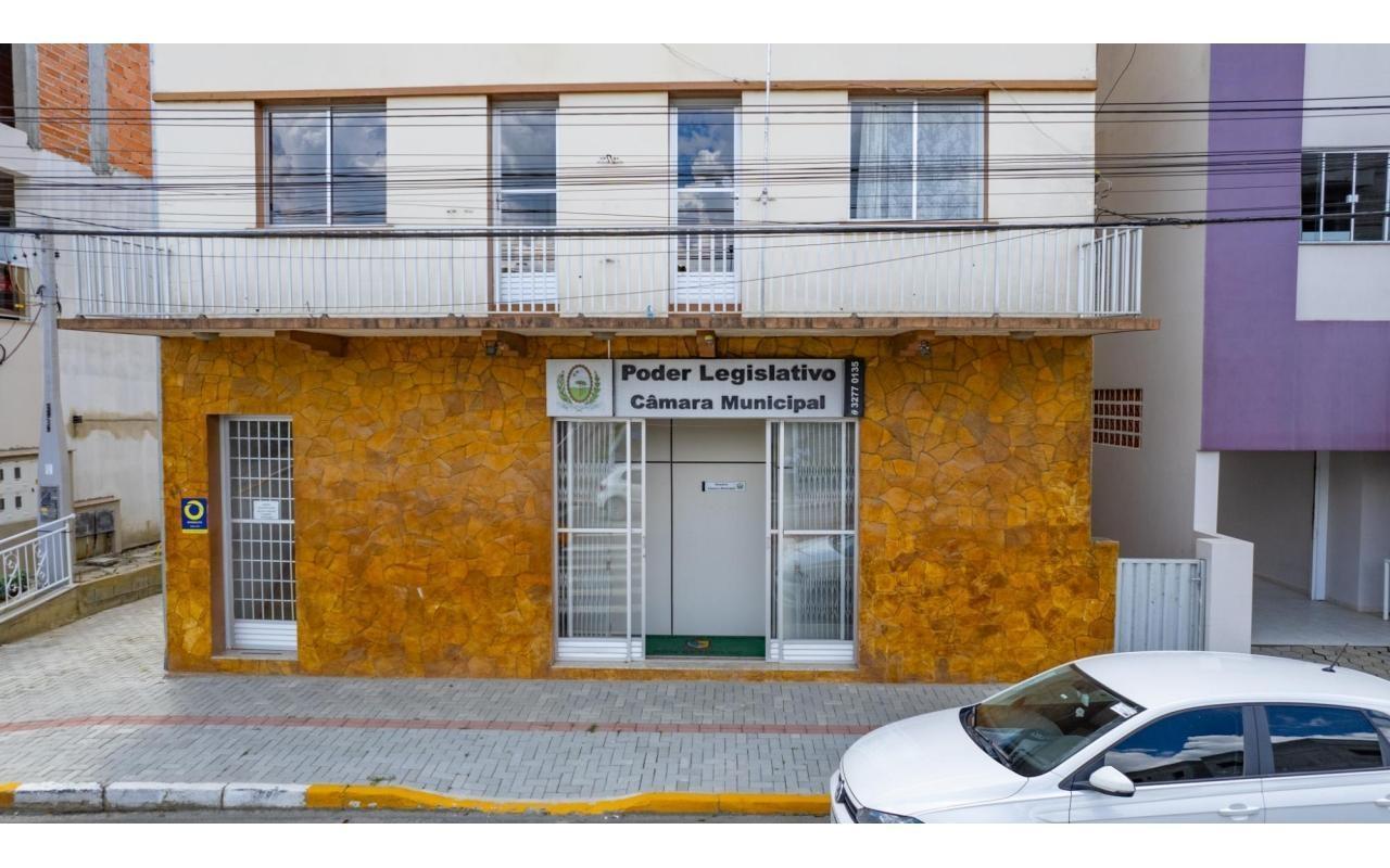 Câmara de Bom Retiro avalia contratação de nova veterinária