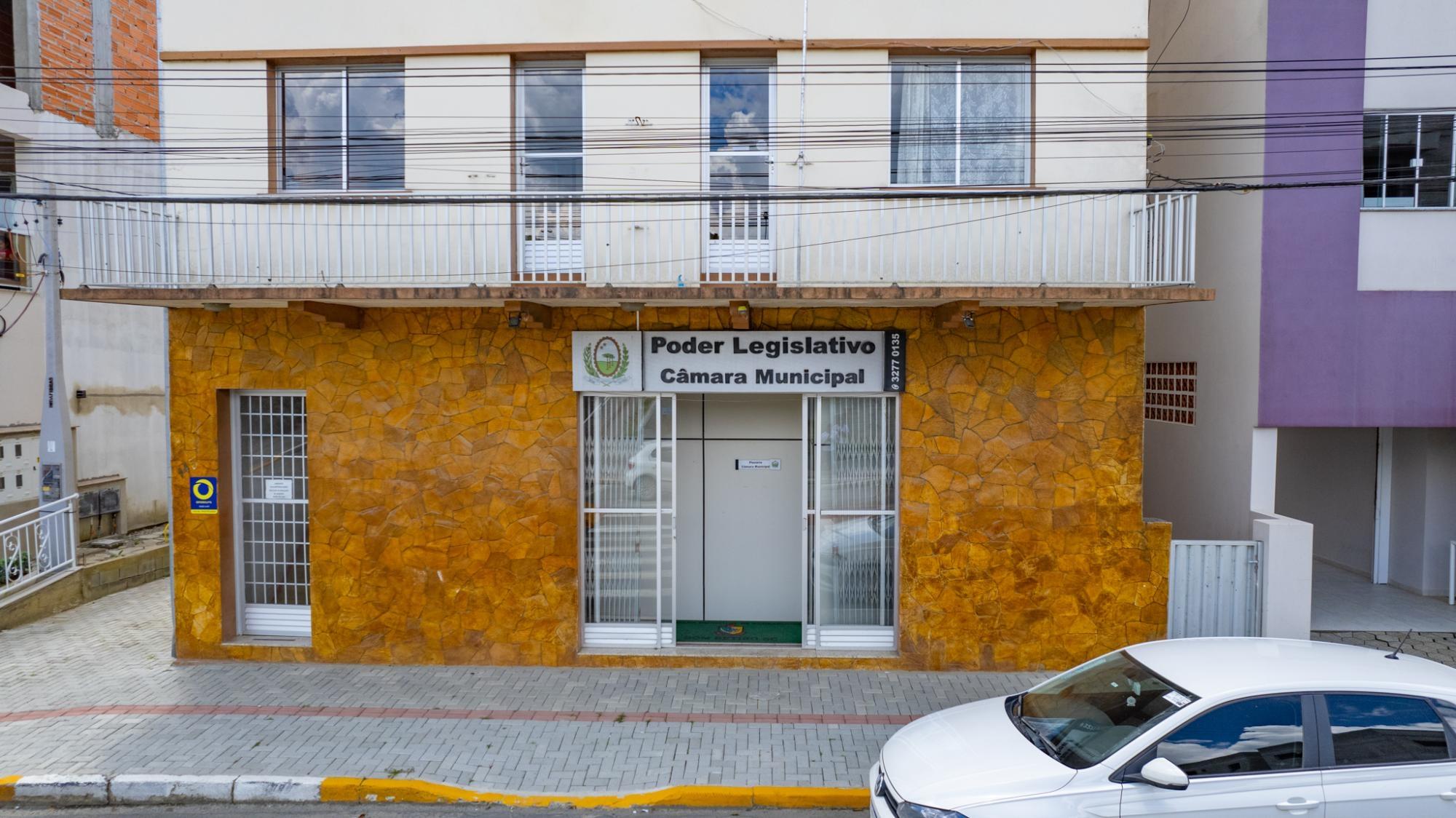 Câmara de Bom Retiro discute centro de hidroterapia e casas populares