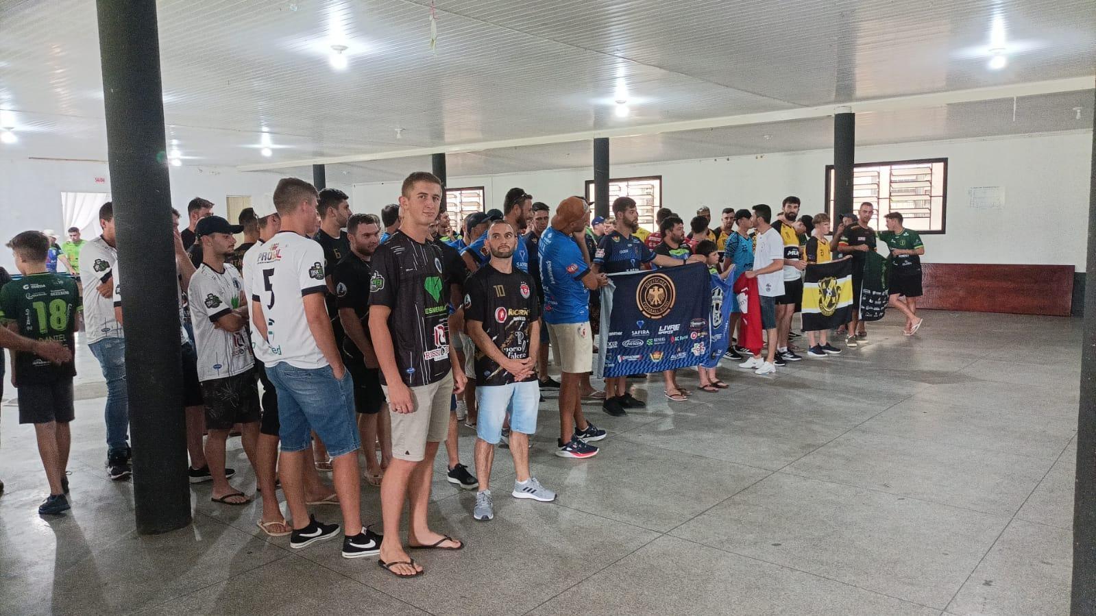 Campeonato Municipal de Futebol de Campo em Imbuia inicia com grandes jogos