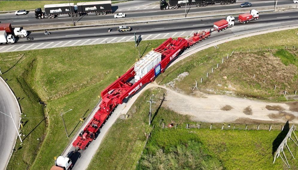 Carga gigante causará lentidão nas BRs-470 e 101 neste domingo
