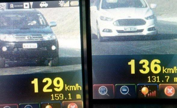 PRF flagra veículos em alta velocidade a caminho da Festa do Pinhão, pela BR-282
