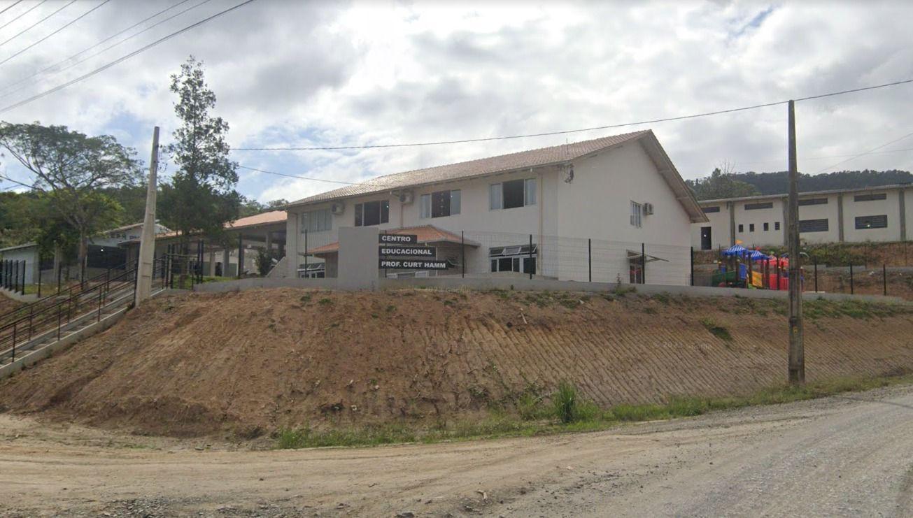 Centro Educacional Professor Curt Hamm no Rio Batalha em Ituporanga inaugura reforma e ampliação