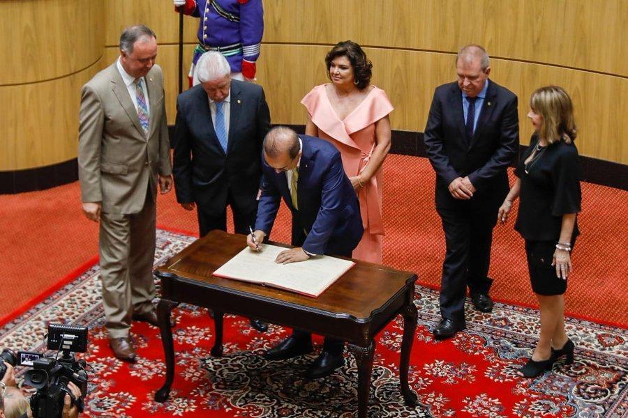 Jorginho Melo e Marilisa Boehm assumem Governo de Santa Catarina