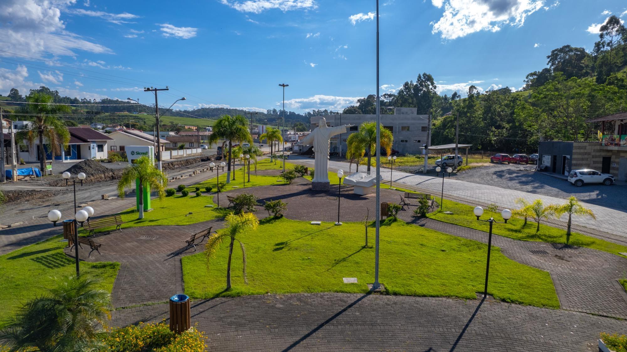 Chapadão do Lageado sedia palestra motivacional sobre o Outubro Rosa e Novembro Azul