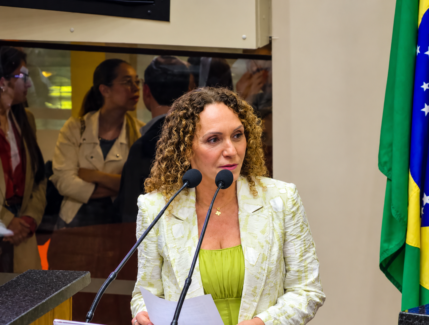 Chica do Eskudlark é eleita primeira deputada estadual do Alto Vale