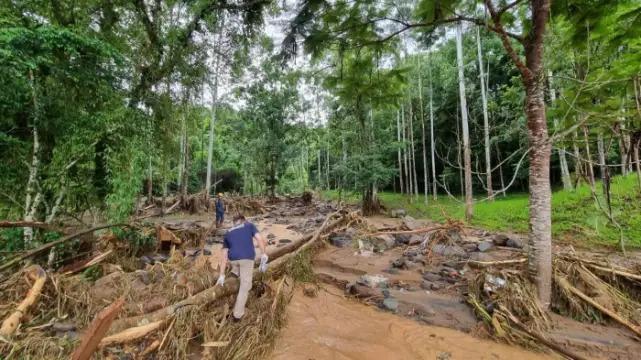 CHUVA: Município de Rodeio tem noite trágica com mortes e desaparecidos