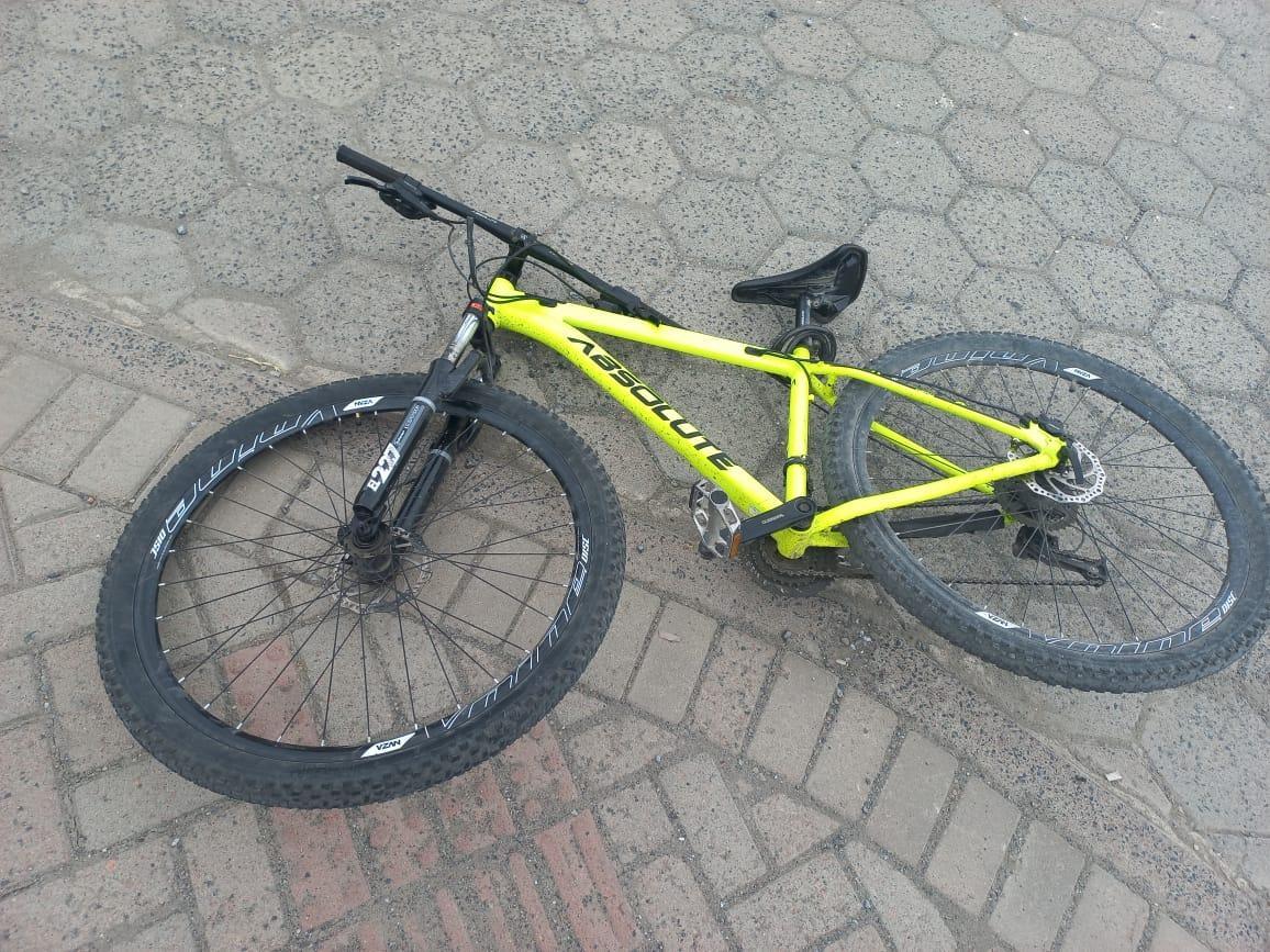 Ciclista fica ferido após colisão com carro na SC-350 em Ituporanga