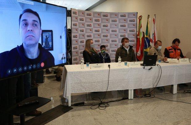 Ciclone em SC: Bolsonaro garante apoio do Governo Federal para reconstrução de estruturas danificadas