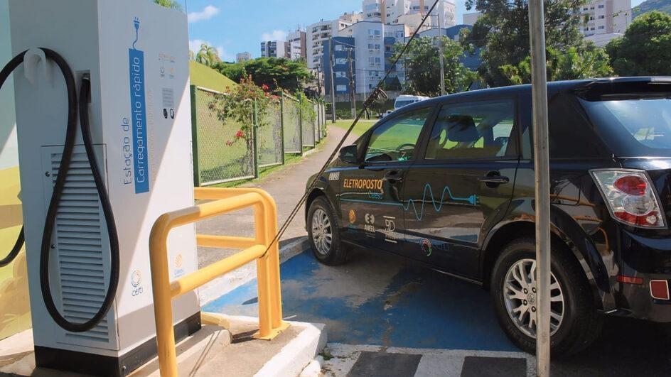 Ituporanga e cidades da região terão eletropostos em projeto da Celesc