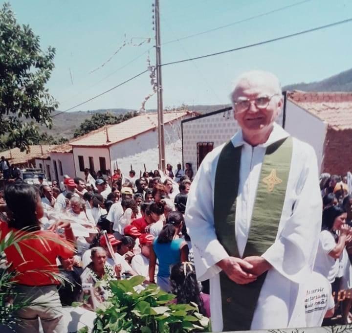 Cinco pessoas do Alto Vale embarcam para Missão religiosa na Bahia nesta sexta-feira