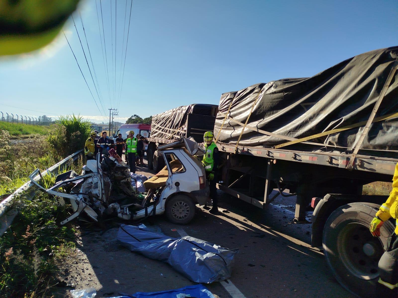 Cinco pessoas morrem em grave acidente na SC-110, em Ituporanga