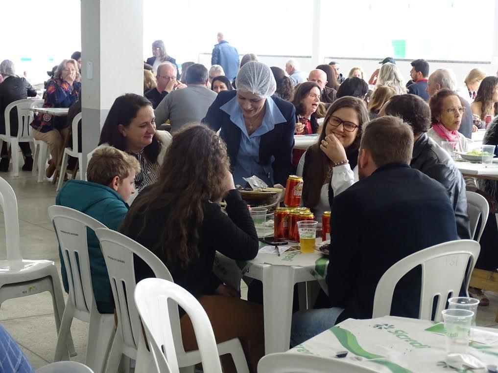 Com Feijoada e 'Ação entre Amigos' R$ 47 mil serão destinados ao Hospital Bom Jesus