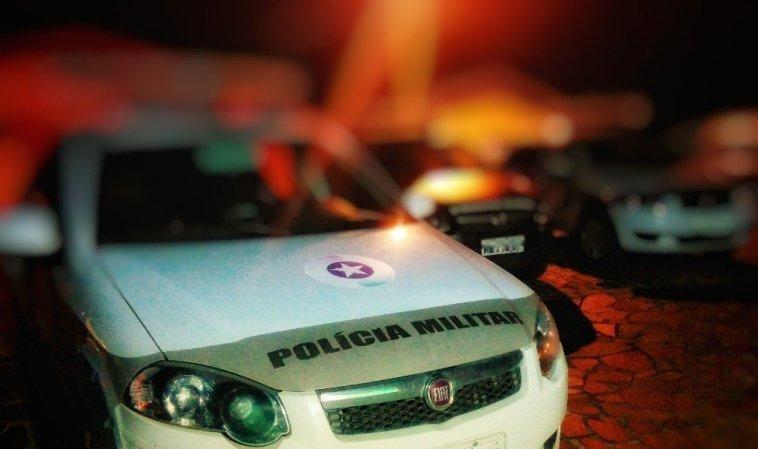 Com sete facas homem tenta entrar em baile na Serra Catarinense 